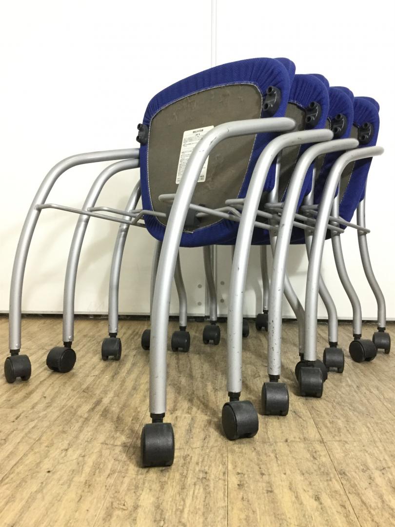 【セット商品】ナイキ製　ネスティングチェア　お得な4脚セットです！
                        
                                    中古
            