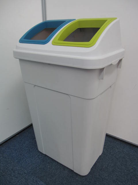 【ゴミ箱にもこだわりを】ポップなカラーがオフィスを明るくします☆お手頃価格でご提供！！
                        
                                    中古
            