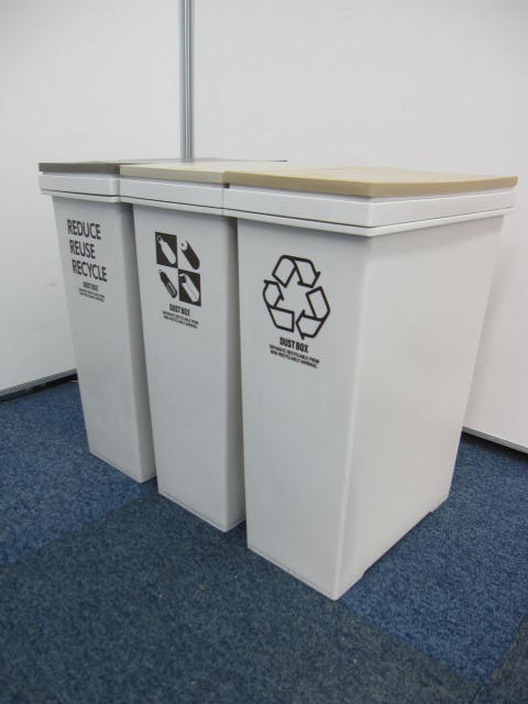 【あると便利シリーズ!!】１社に１つは必要なアイテムです!!３つがセットです♪
                        
                                    中古
            