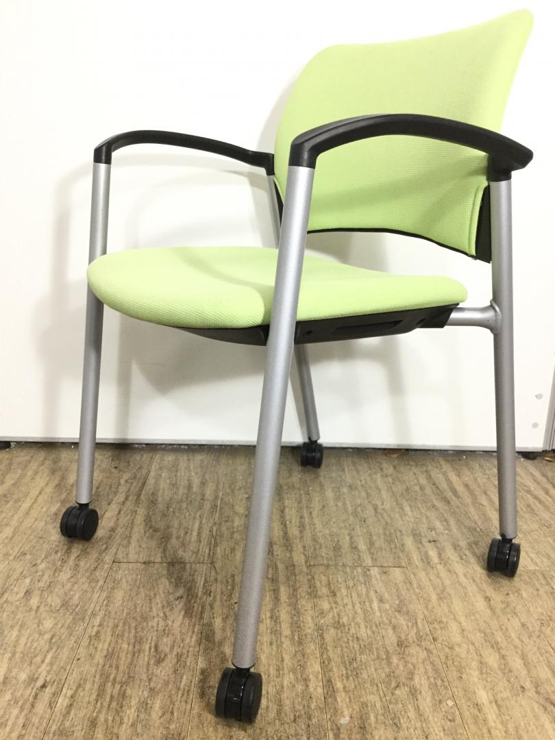 【定番商品】さわやかなグリーンが映える｜アームレスト付き
                        
                                    中古
            