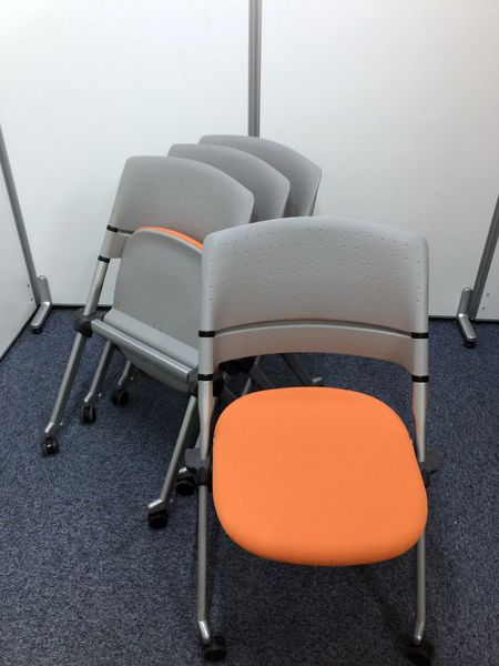 【セット商品】キャスター付で楽々移動可能
                        
                                    中古
            