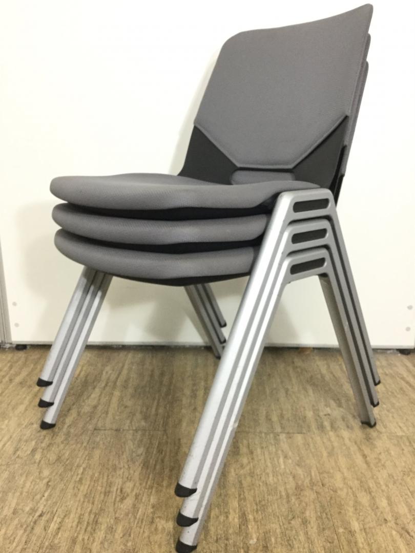 【セット商品】お得な3脚セット！スタッキングチェアお探しの方オススメです！
                        CK-660
                                    中古
            