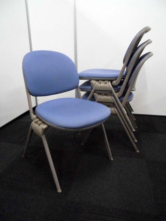 【4脚セット】スタッキングチェア｜オカムラ製トーションライン【クッション性がウリ】
                        トーションライン
                                    中古
            