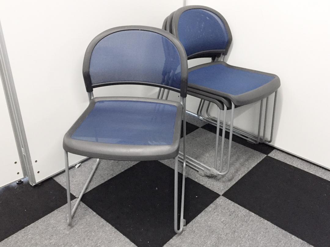 【纏め買いでお得！】【状態良好！大量入荷！！】オフィスの最先端！メッシュタイプのミーティングチェアです■応接室や会議室におすすめ！■使わない時は重ねて収納可能
                        MP-200
                                    中古
            