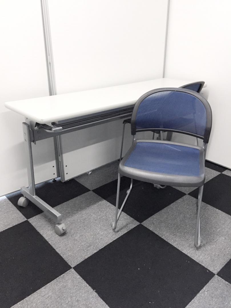 【セミナールームなどにいかがでしょうか】【状態良好！大量入荷！！】スタッキングテーブルとスタッキングチェアのセット商品です！■在庫数はご相談ください。
                        MP-200
                                    中古
            