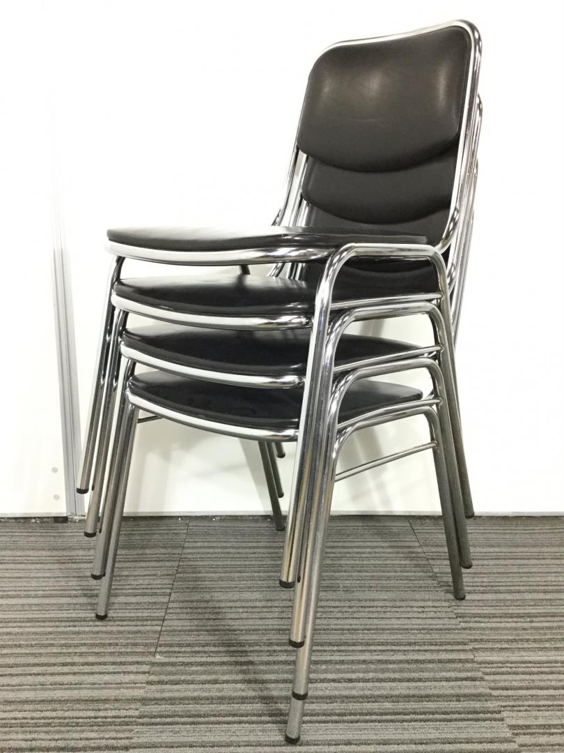 【4脚セット】あると便利なスタッキングチェア！まとまった数揃います！
                        
                                    中古
            