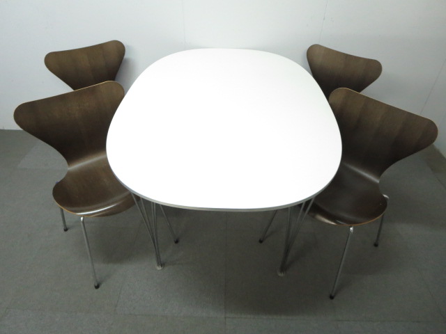 デンマーク　フリッツハンセン　テーブル　正規品　突板　セブンチェアに合う　中古品 デンマーク フリッツハンセン テーブル 正規品 突板 セブン