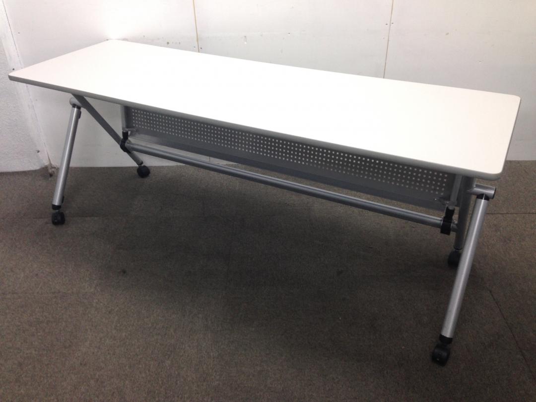 【2台入荷】イトーキ製　サイドスタックテーブル
                        
                                    中古
            