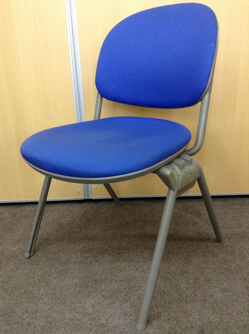 【おつとめ品】【オカムラ製　TORSIONシリーズ】 スタッキングチェア！
                        トーションライン
                                    中古
            