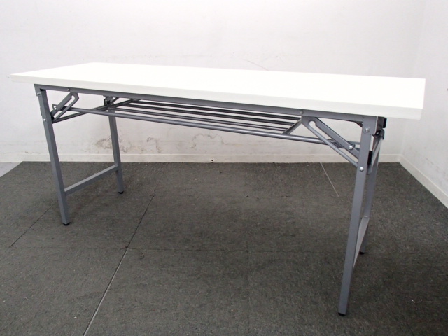 【3台入荷】折り畳みテーブル｜明るいホワイト色！
                        
                                    新古品
            