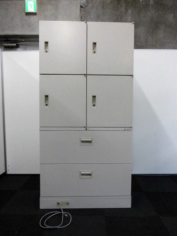 【上下セット】2段ラテラル+パーソナルロッカー(4人用)【電源付】
                        42
                                    中古
            