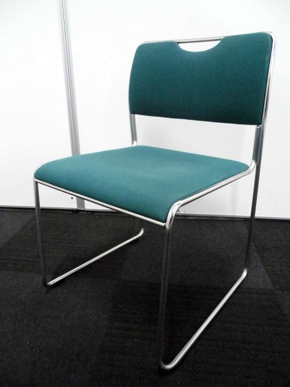 【シンプルチェア】イトーキ製｜スタッキングチェア｜グリーン｜持ち手付で便利
                        
                                    中古
            