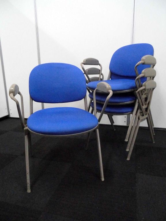 【肘付】スタッキングチェア4脚セット｜オカムラ製｜トーションライン【クッション性がウリ】
                        トーションライン
                                    中古
            