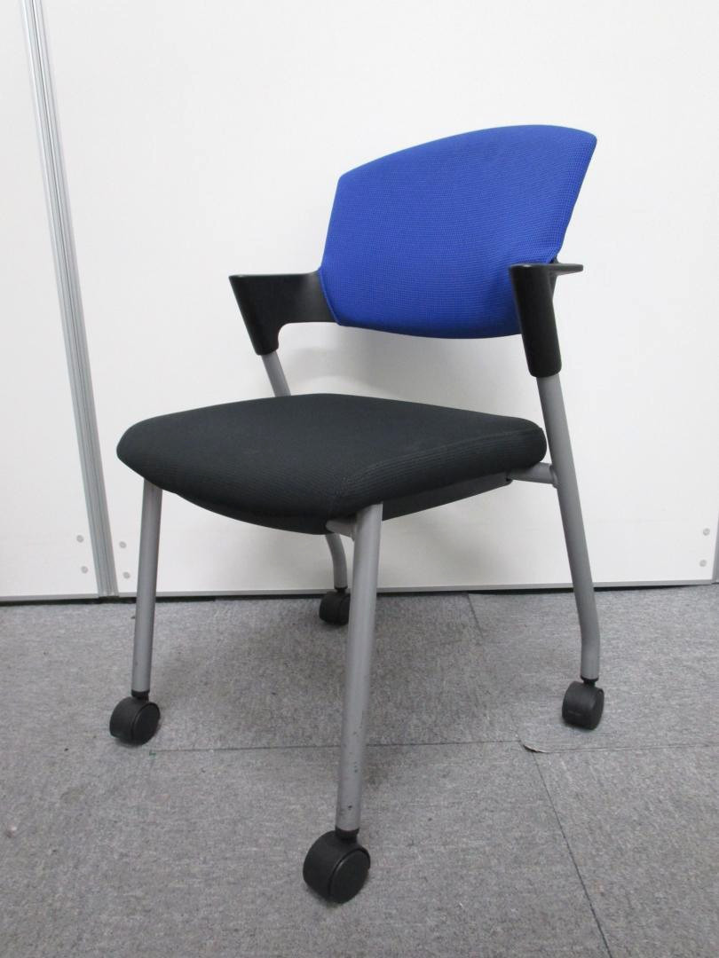 【ミーティングチェア定番商品！】使わないときは重ねて収納可能です！セットでさらにお安くご提供可能！
                        プロッティ
                                    中古
            