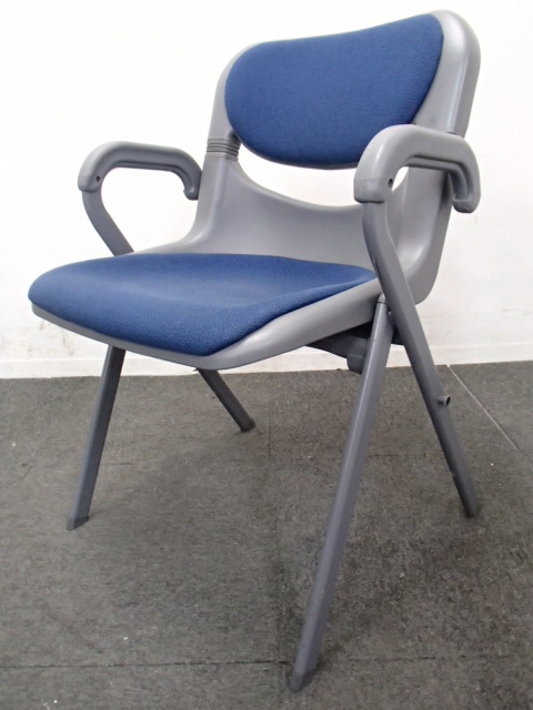 【弊社在庫入替の為にお安く！】イトーキ製｜ドーサル｜丈夫で安定のすわり心地！
                        ドーサル
                                    中古
            