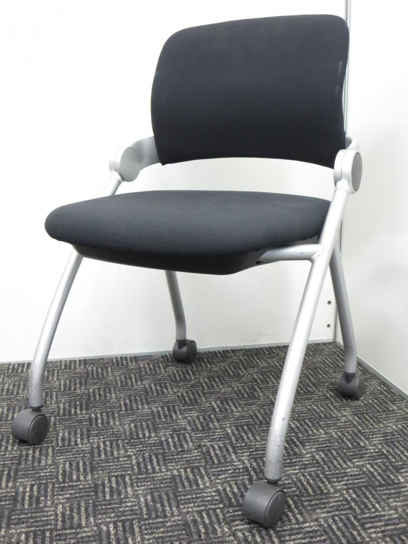 【２脚入荷】■国内メーカーコクヨ製スタッキングチェア■シンプルな見た目なのに座り心地抜群！
                        シグザ
                                    中古
            