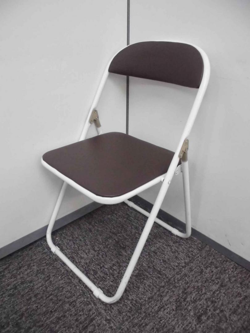 [状態良好]パイプイス大量入荷！！
                        
                                    新古品
            