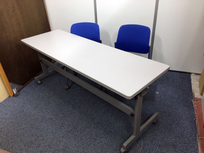 【セット商品】鮮やかなブルー+コンパクトになるサイドスタック
                        
                                    中古
            