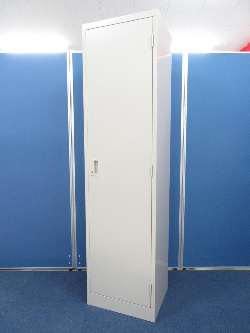 [こんな書庫を探してた!!]トーヨースチール製 片開き書庫■省スペースの設置におすすめの収納庫!!奥行380mmでA4ファイル5段収納可能です!! 
                        
                                    中古
            