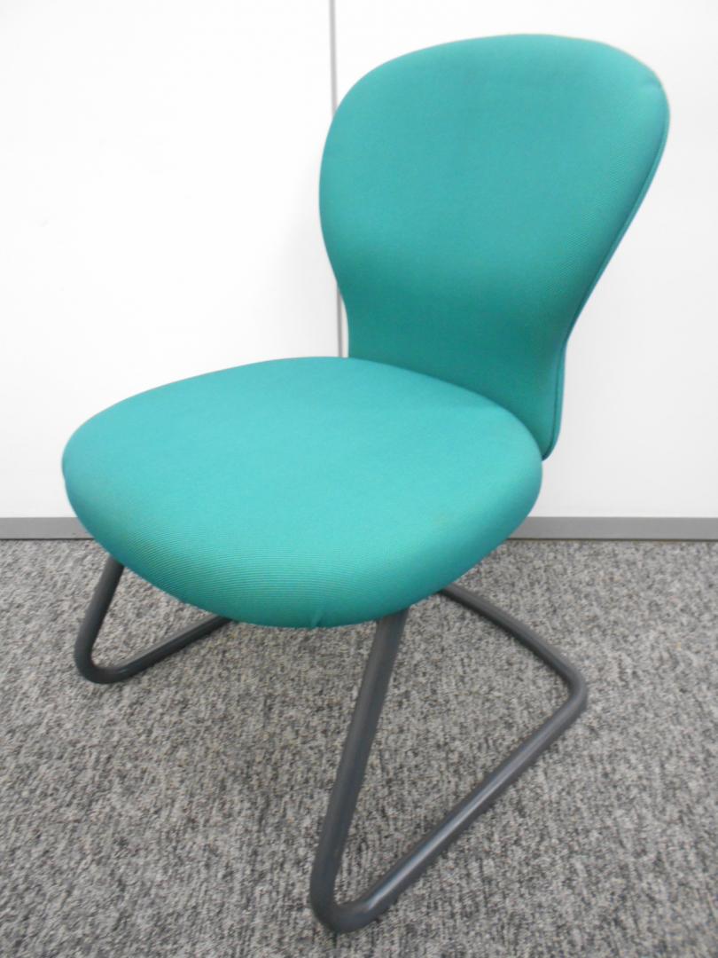 【ロット商品】クッション性に優れたミーティングチェア【イトーキ：アペーラ】
                        アペーラ
                                    中古
            