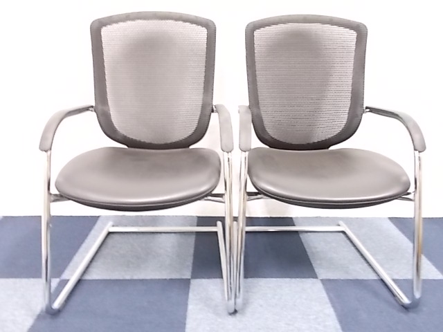 【2脚で定価約20万クラス!!】【2脚セット商品】オカムラ製　最高級会議室やエントランスへ!!デザイン・座り心地共にトップクラス！

                        コンテッサ
                                    中古
            