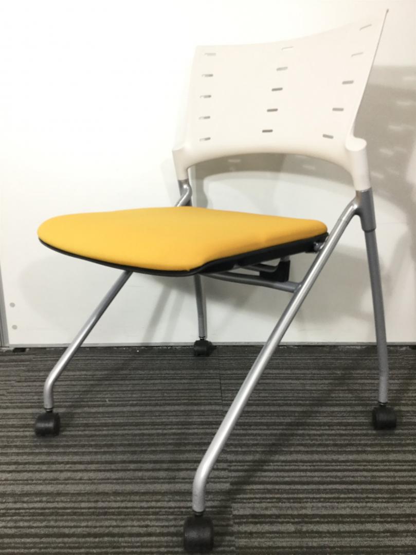 スペース削減に大活躍!!オフィスを明るくするカラーです!!
                        マノス
                                    中古
            