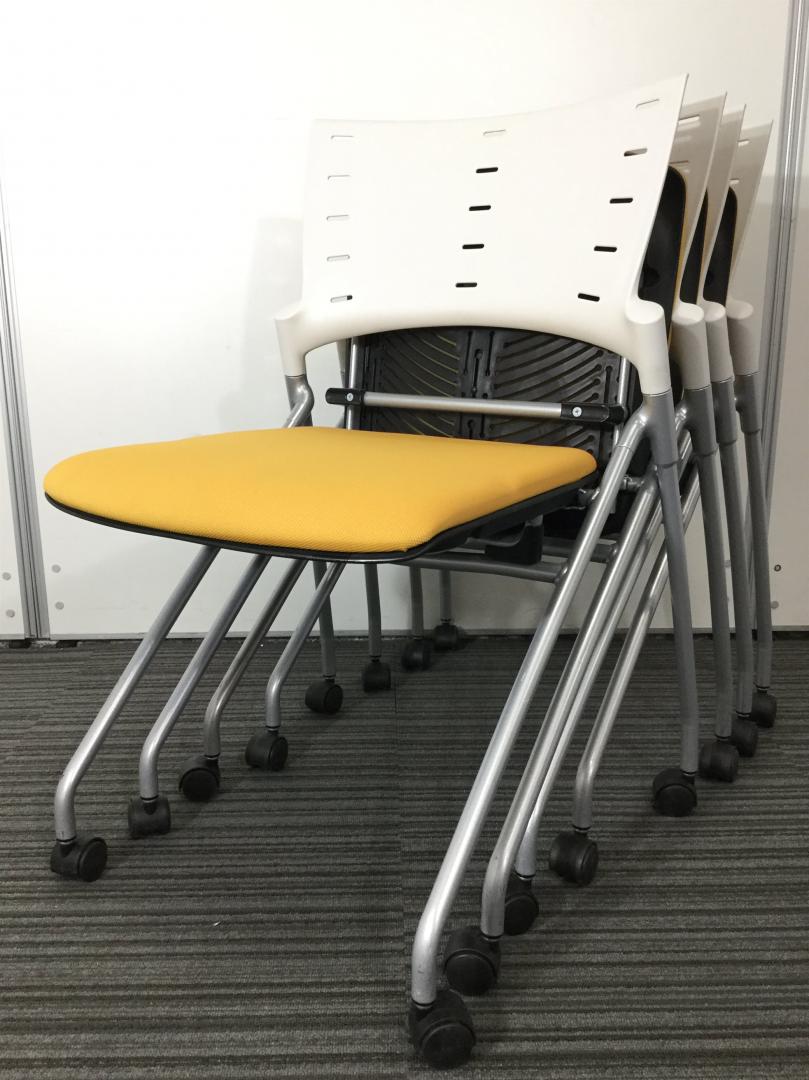 ネスティングチェアのため、収納力◎｜耀のあるオフィスへ
                        マノス
                                    中古
            