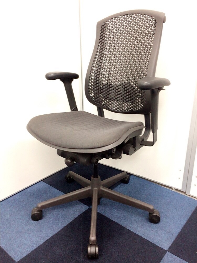 【中古】セラチェア CJ133AASC AJG1BBG1BK Herman Miller