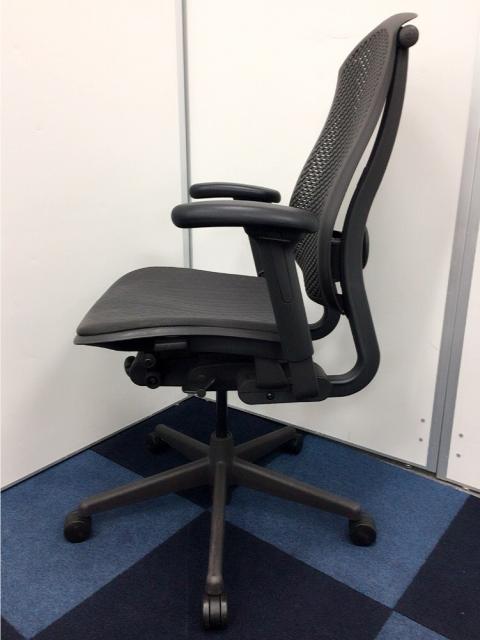 【中古】セラチェア CJ133AASC AJG1BBG1BK Herman Miller/ハーマンミラー 肘付ハイバックチェア 187064