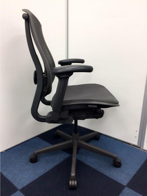 【中古】セラチェア CJ133AASC AJG1BBG1BK Herman Miller/ハーマンミラー 肘付ハイバックチェア 187064