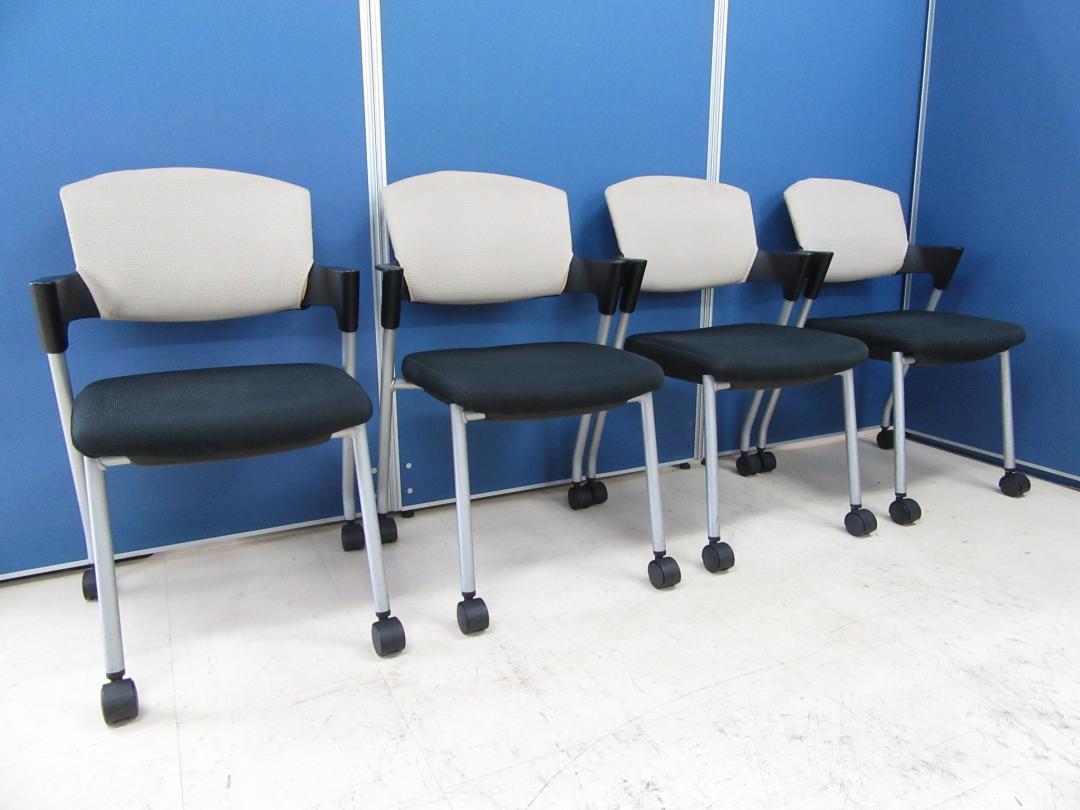 [お得な4脚セット]コクヨ製 プロッティチェア(Protty) ソフトベージュ■ふっくらした座面と肘掛けが人気で導入企業様多数!![2セット限定]
                        プロッティ
                                    中古
            