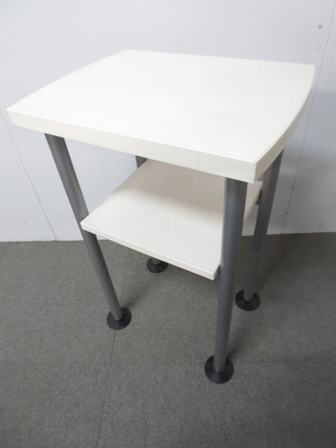 ■電話台（木目柄）■オカムラ（okamura）■テレフォンスタンド

                        テレフォンスタンド
                                    中古
            