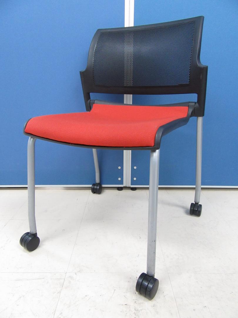 [4,000円⇒3,000円]内田洋行製 ミーティングチェア レッド■垂直・平行と2種類のスタック収納可能なチェア!!揃いでお探しのお客様必見です!![ネスタブル]
                        
                                    中古
            