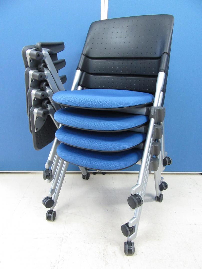 [在庫入替にて特別価格!!]岡村製作所(okamura) リータチェア4脚セット (LITA)■垂直・平行と2種類のスタック収納可能なハイブリッドチェア!!省スペースにおすすめのタブレット付です!!や、安い!![ネスタブル] 
                        リータ
                                    中古
            