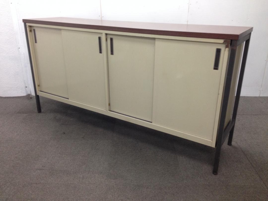 【型古商品のため特別価格】W1800のハイカウンター【収納もできます】
                        
                                    中古
            