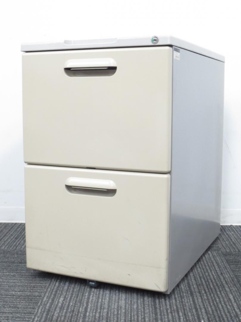 【特価品】【今なら数が揃います！！】日焼けありのため特別価格にてご提供！定番商品なので、どんなオフィスにも導入可能！【コスパに優れる一品】
                        CR
                                    中古
            