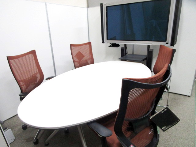 【１セット限定】ミーティングテーブルセット
                        DDD
                                    中古
            