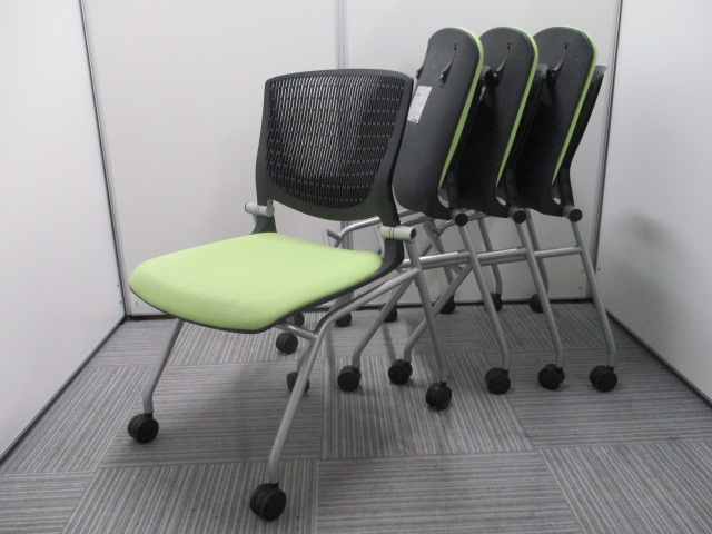 人気があるオカムラのグラータチェアを4脚セットにしました
                        グラータ
                                    中古
            