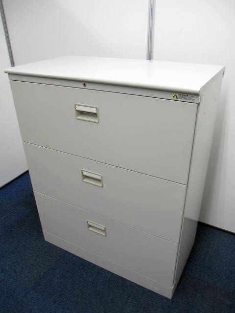 【人気の収納システム】42シリーズ　3段ラテラル　天板（ポストフォームタイプ）【カウンターとしても使用可能】
                        42
                                    中古
            