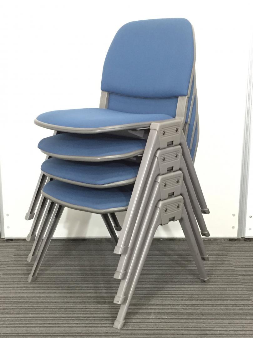 【4脚セット】重ねて収納!!会議も充実!!休憩室でもどうぞ!!
                        
                                    中古
            