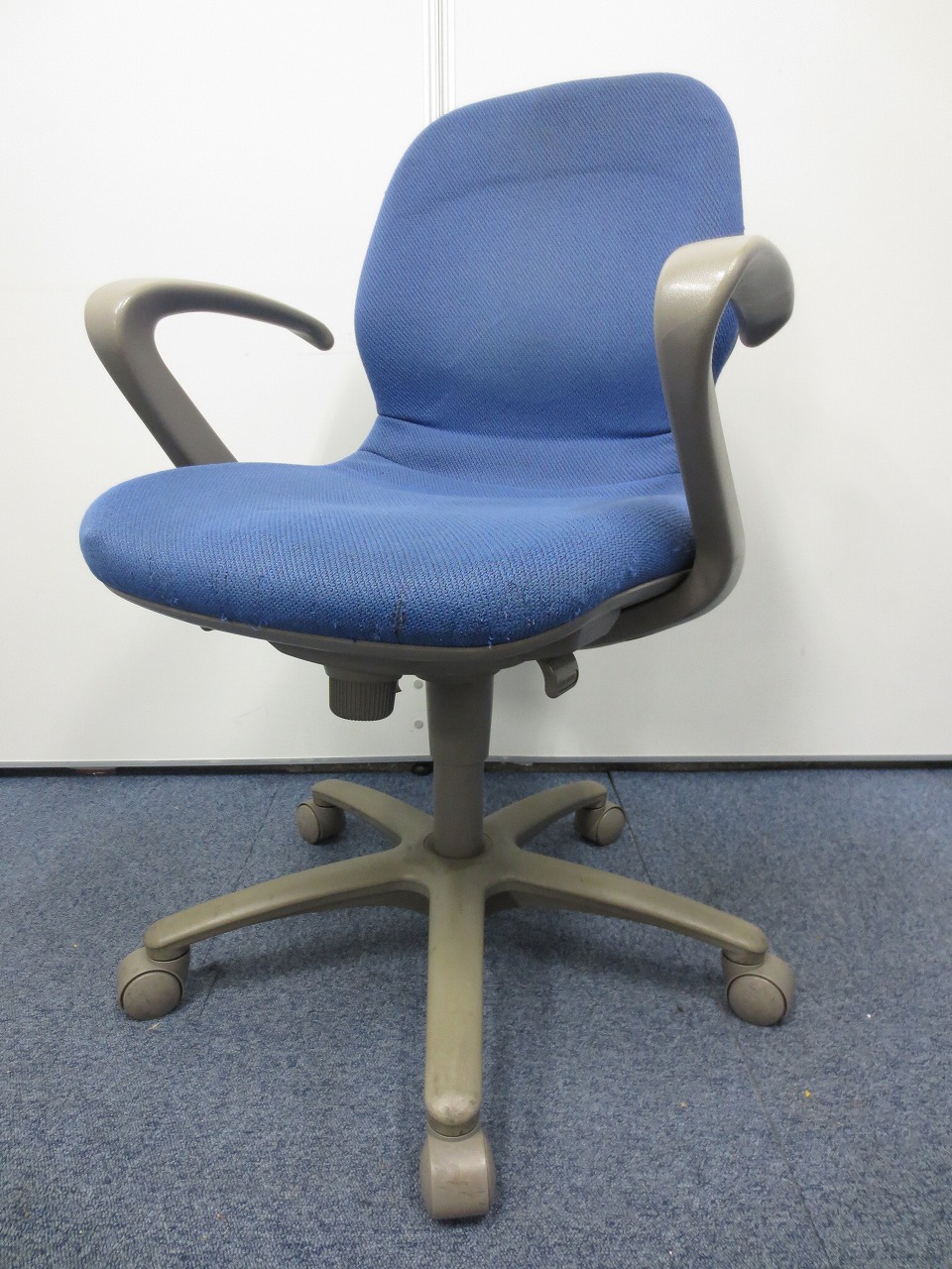 【ロングセラー商品！】オフィスはもちろん、家庭用にもおすすめ！！
                        CX
                                    中古
            