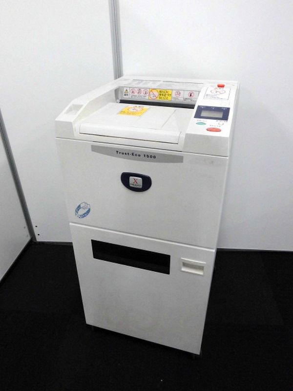 【若干の使用感有の為、特価にてご提供】【簡単操作でホチキスも一気に裁断可能】■Trust-Eco1500】■富士ゼロックス製（XEROX）業務用シュレッダー
                        Trust-Eco　1500
                                    中古
            