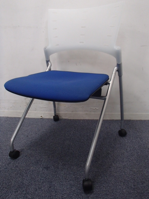 【９台入荷】イトーキ製｜マノスシリーズ｜人気のブルー色です！
                        マノス
                                    中古
            