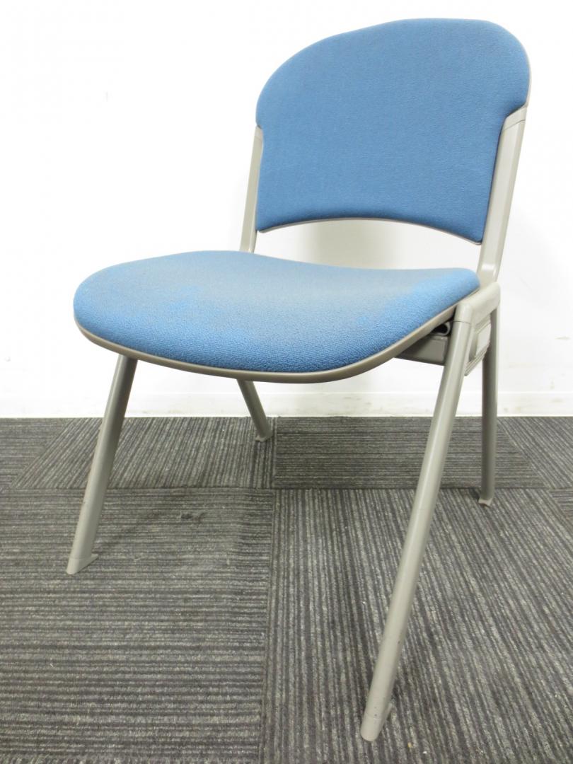 【コンパクト！持ち運びもラクラク！】国内メーカーウチダ製のミーティングチェア！会議室や休憩室に！
                        
                                    中古
            