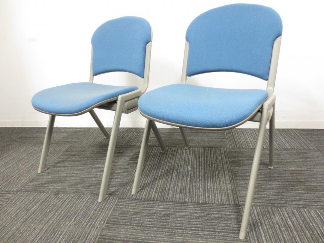 【お得なセット商品】【コンパクト！持ち運びもラクラク！】国内メーカーウチダ製のミーティングチェア！会議室や休憩室に！
                        
                                    中古
            