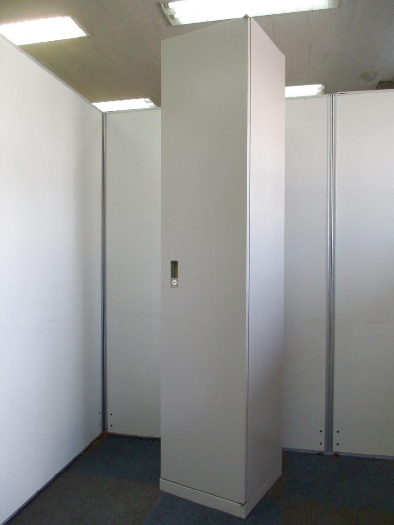 【希少な片開き書庫！】ちょっとしたスペースに！【幅400mmサイズ！】
                        42
                                    中古
            