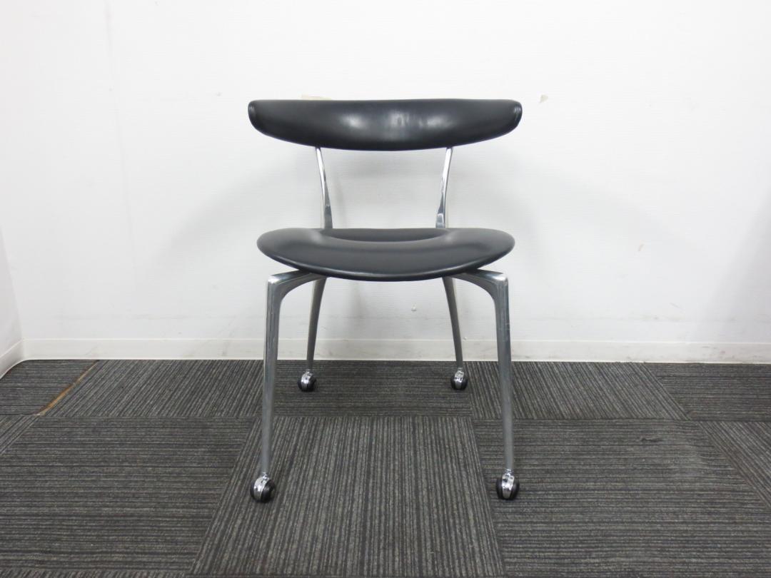 【８脚入荷】Link　アームチェアが入荷致しました。高級感溢れるフォルムが特徴【少々傷有り】
                        
                                    中古
            