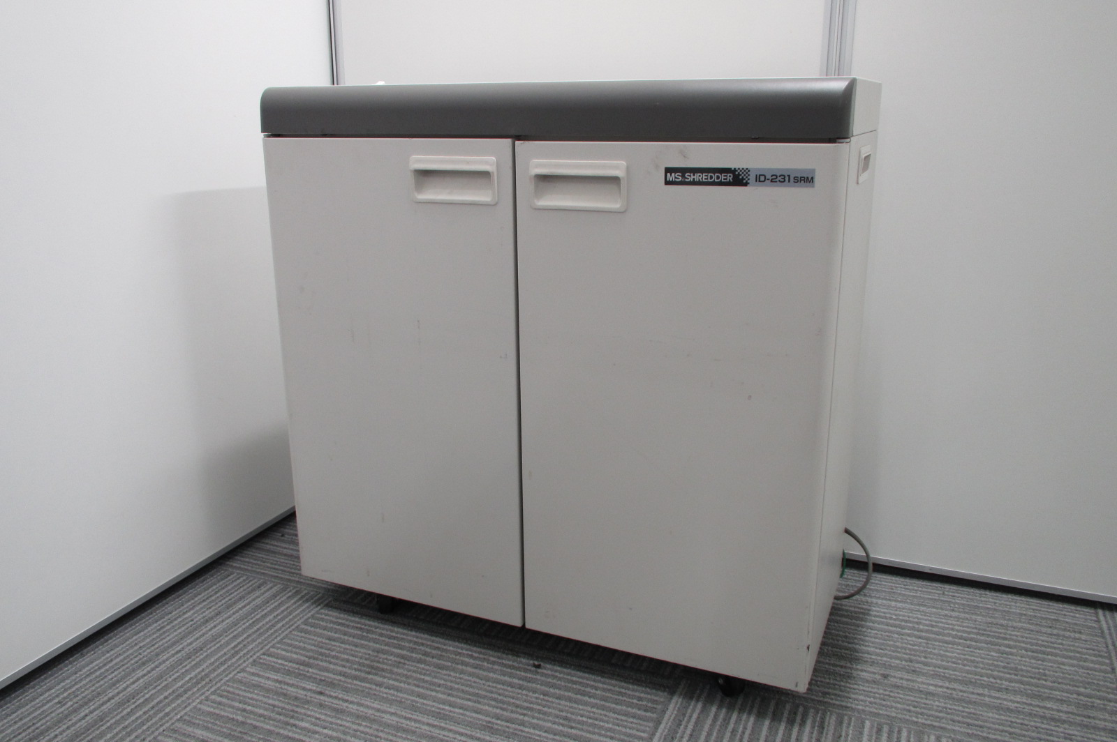 【売れ筋！！】MSシュレッダー　ID-231SRM 【高性能！スパイラルカットシュレッダー】 
                        
                                    中古
            