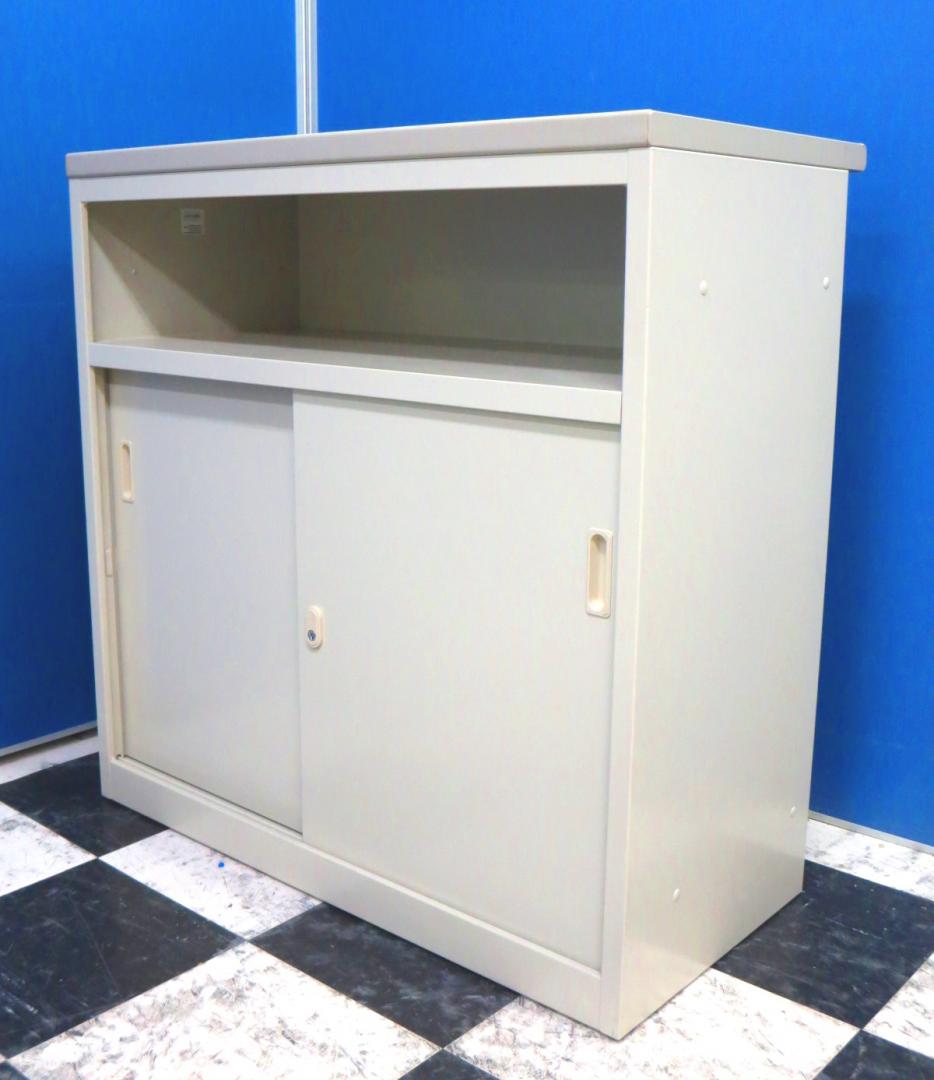 【限定１台！】受付カウンター！オフィスの定番色！
鍵も２本付き！早い者勝ち！！
                        COカウンター
                                    中古
            