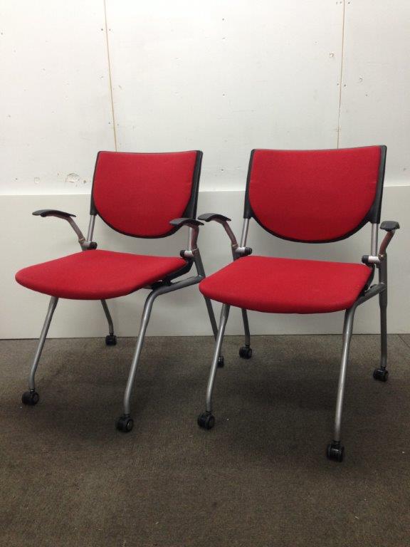 【2脚セット】オカムラ製ネスティングチェア【面談・面接にぴったり】
                        プロスタック
                                    中古
            